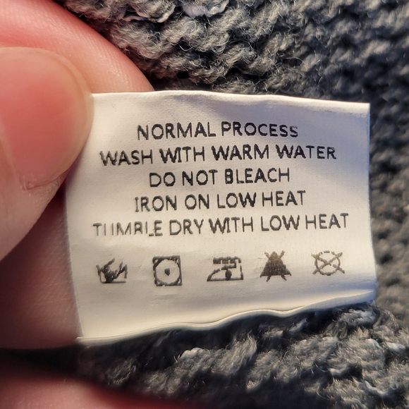 Ceasikery Asymmetrical Fringe Hem Faux‎ Wrap Sweater Womens Size M Pullover Gray - Picture 6 of 12